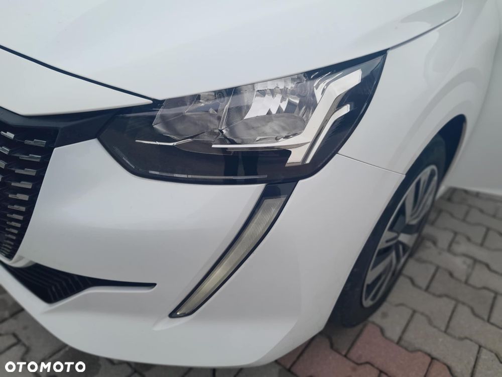 Peugeot 208 1.5 BlueHDi Allure S&S - 11