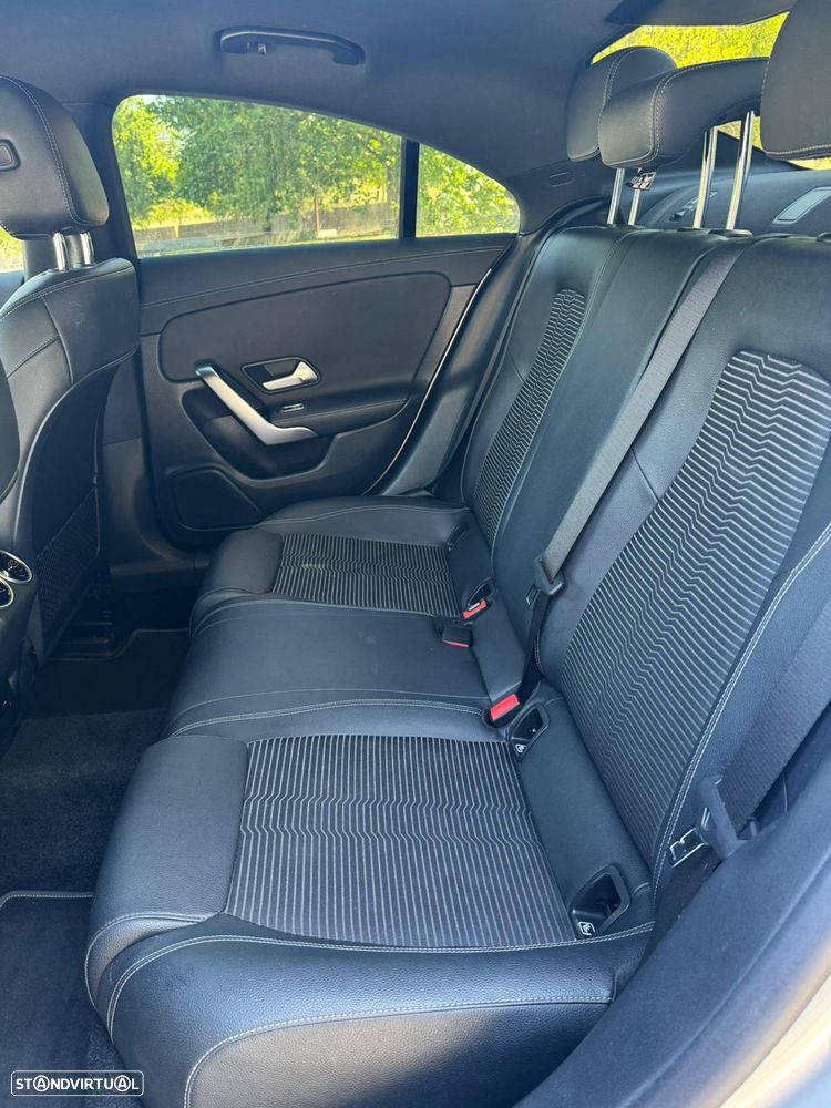 Mercedes-Benz CLA 180 d - 8