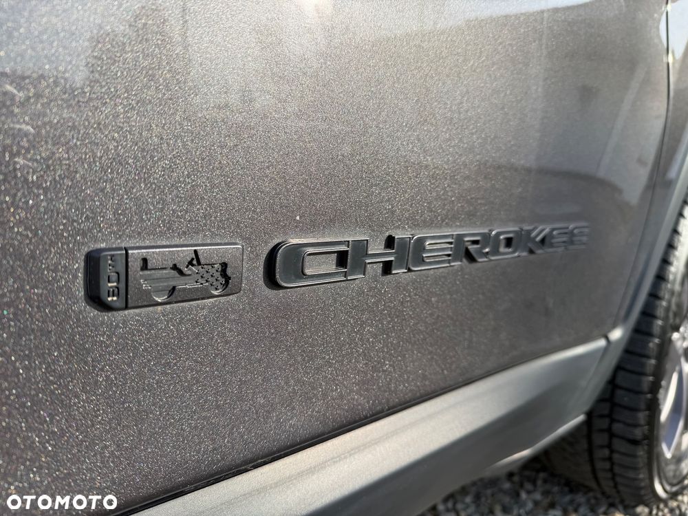 Jeep Cherokee 3.2 V6 Active Drive I Overland - 32