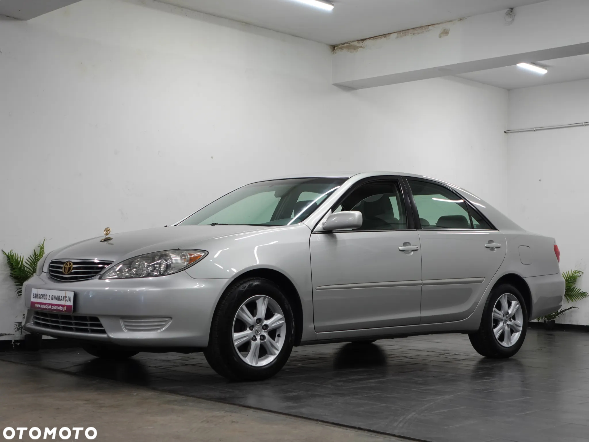 Toyota Camry 2.4 VVT-i - 4