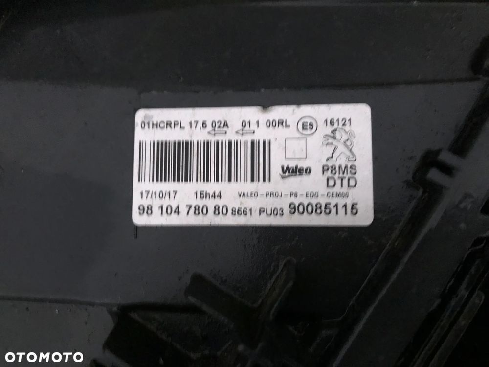 Peugeot 3008 II 5008 16- Lampa Przód Prawa 90085115 - 4