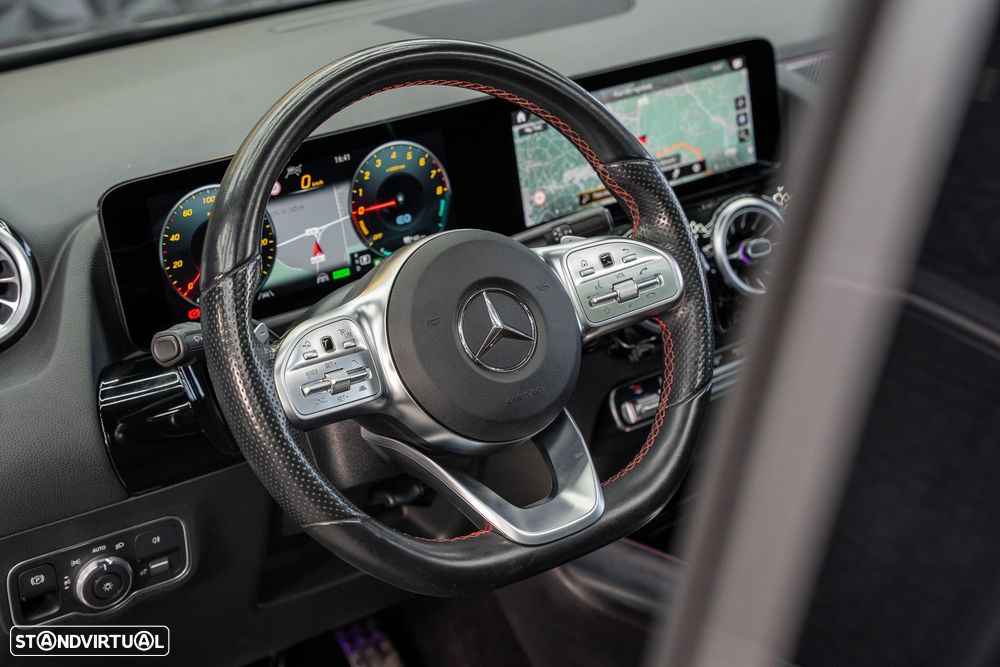 Mercedes-Benz GLA 250 e 8G-DCT AMG Line - 23