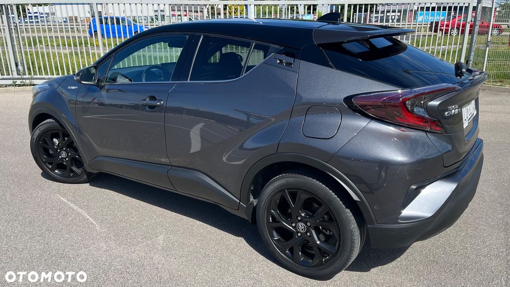 Toyota C-HR Flow - 2
