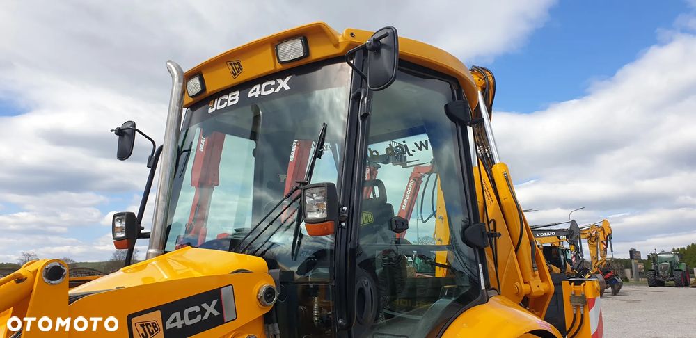 JCB 4CX rok 2007 SPROWADZONY FULL OPCJA skrzynia torquelock na dżojstikach - 22