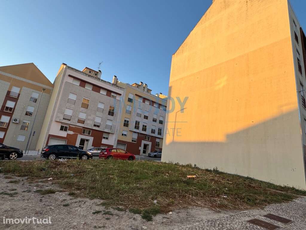 Excelente Terreno para Construção Urbana na Moita - Grande imagem: 3/10