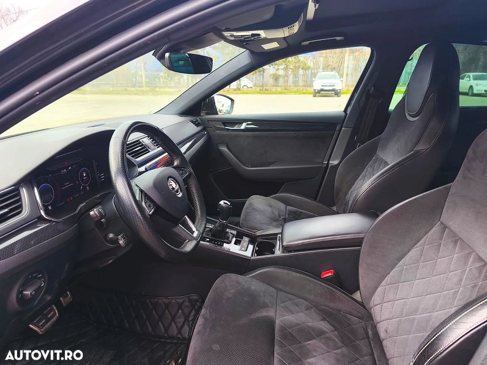 Skoda Superb 2.0 TDI DSG 4X4 Sportline - 4