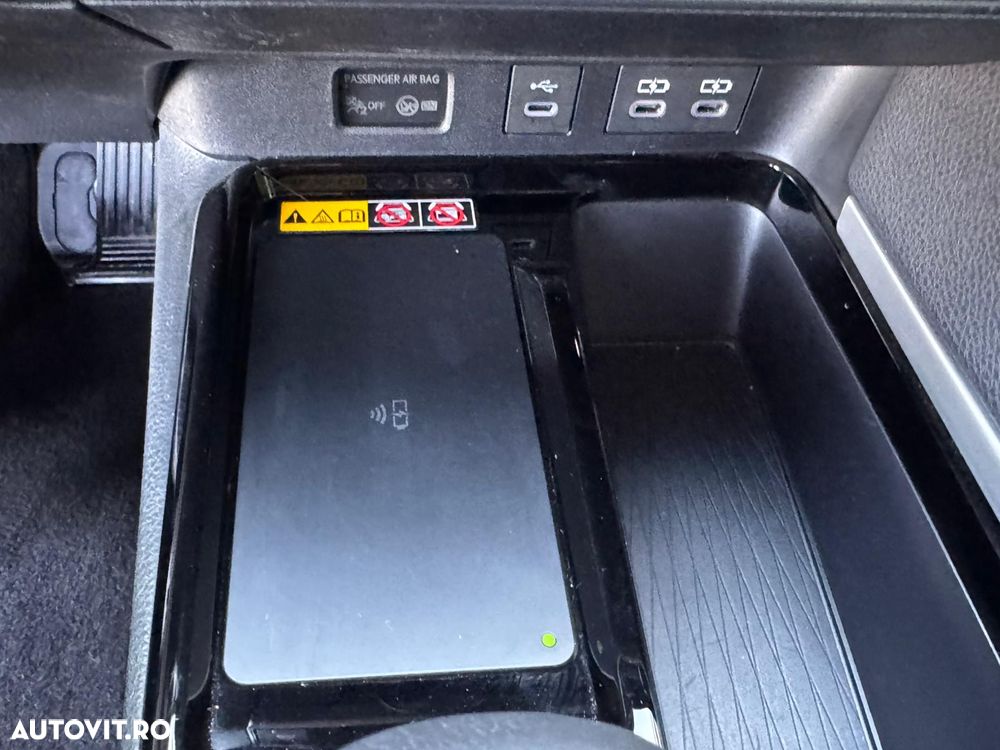 Toyota Camry 2.5 Exclusive - 25