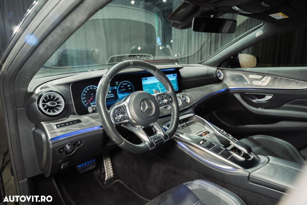 Mercedes-Benz AMG - 32