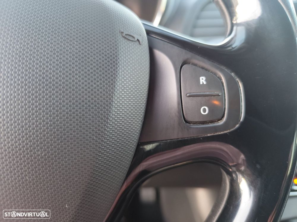Renault Captur (ENERGY) dCi 90 EDC LIMITED - 17