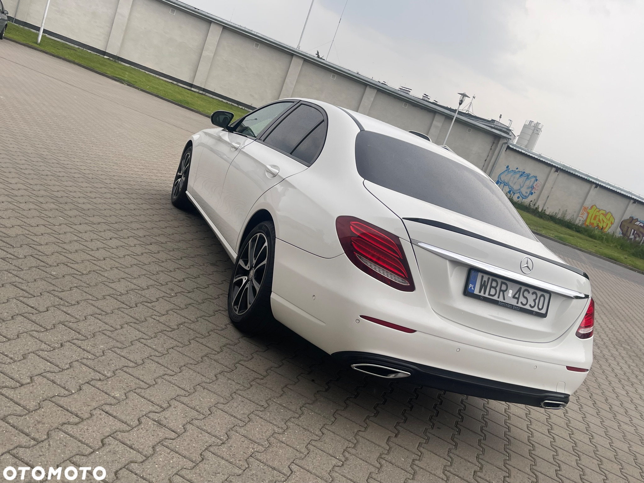 Mercedes-Benz Klasa E 220 d 9G-TRONIC - 9