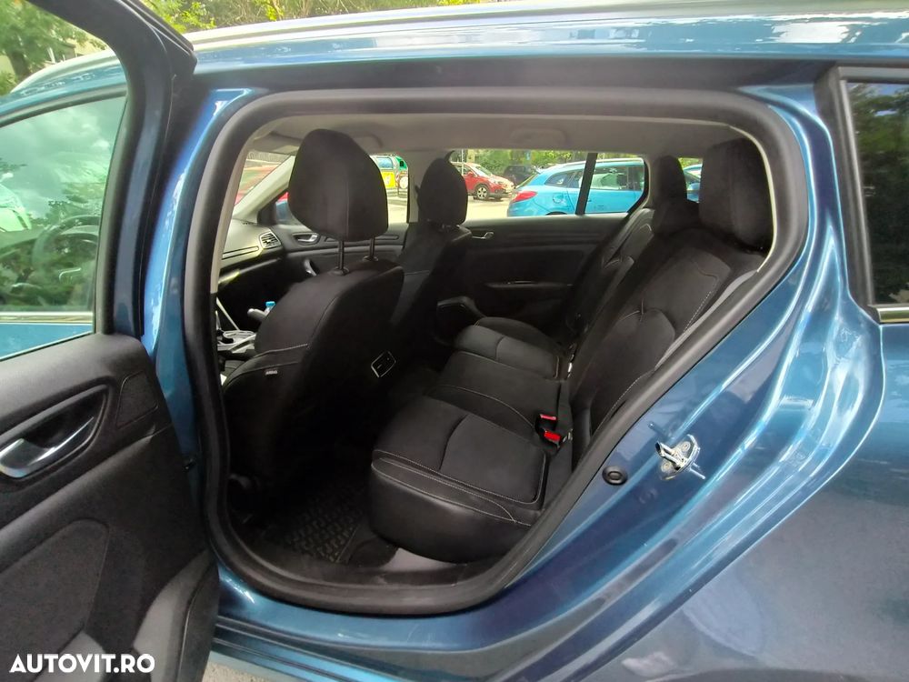 Renault Megane 1.5 dCI EDC Zen - 6