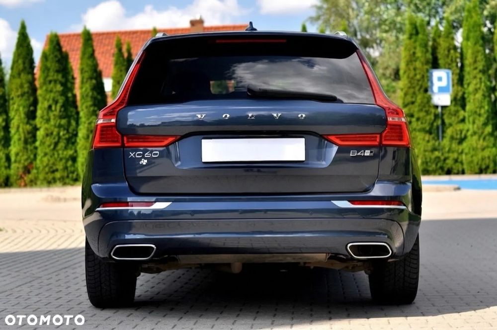 Volvo XC 60 B4 D AWD Inscription - 10