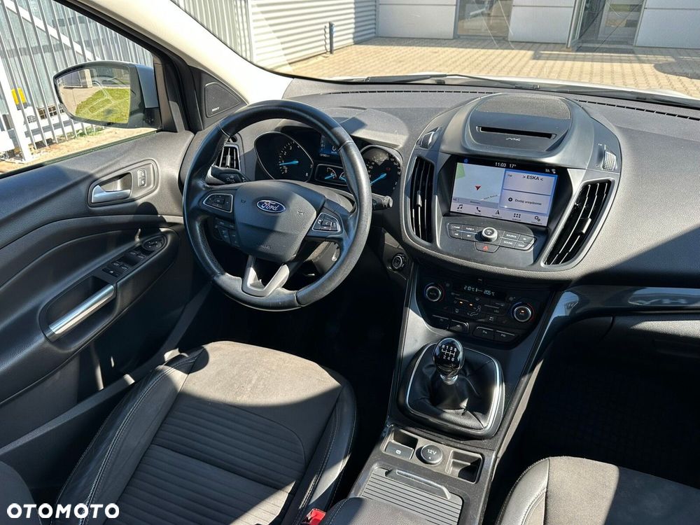 Ford Kuga - 11