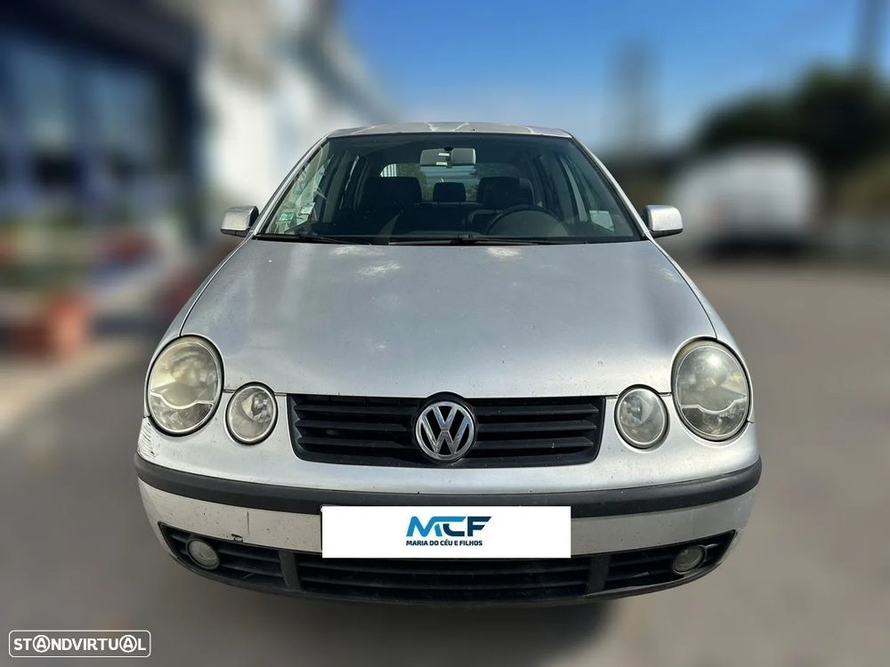 Polo 9N 1.4 16V 75 cv de 2002 para peças - 1