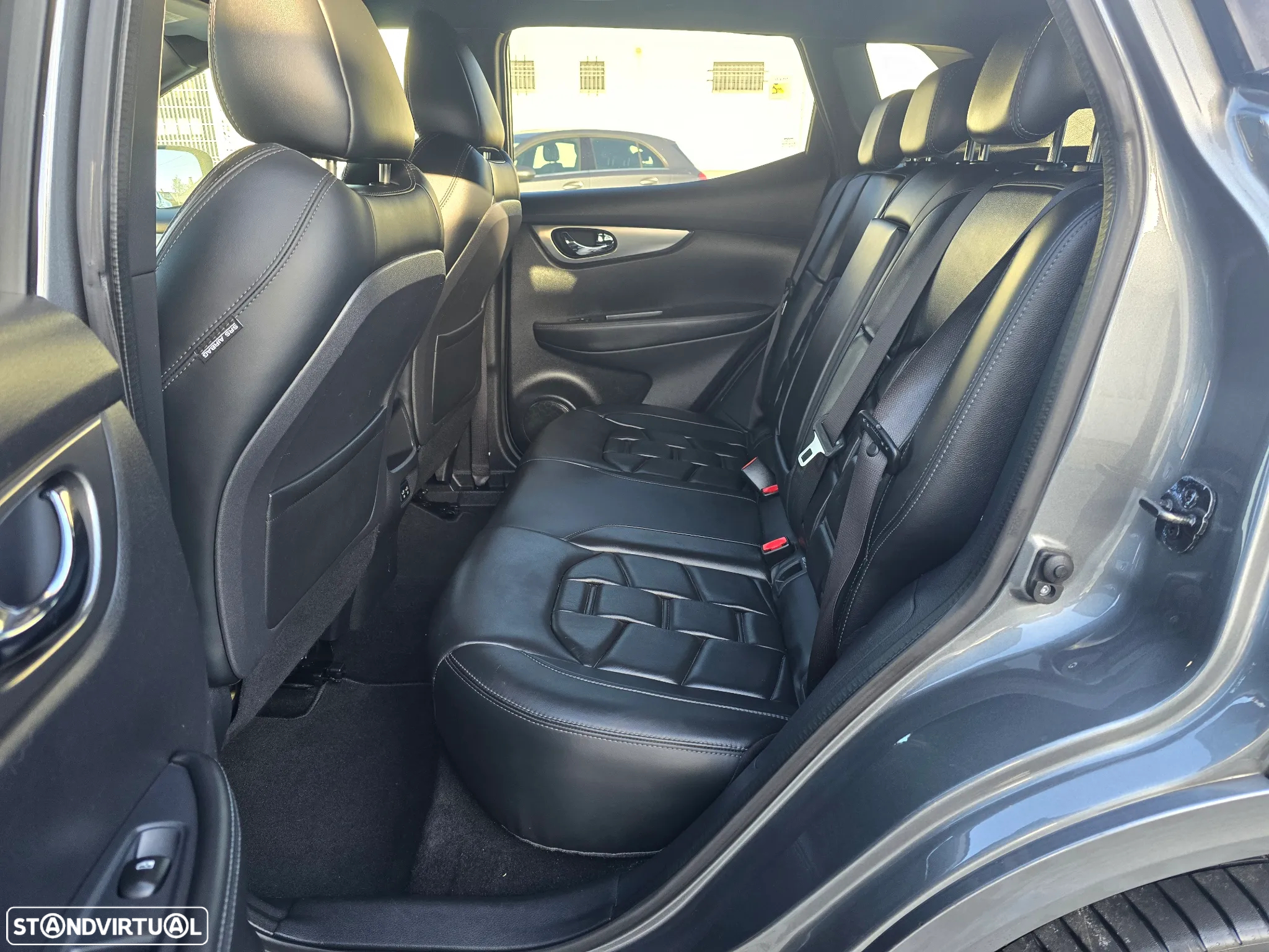 Nissan Qashqai 1.5 dCi DCT TEKNA+ - 23