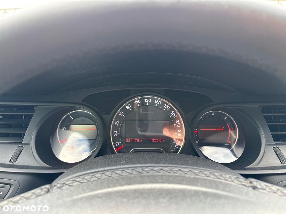 Citroën C5 2.0 HDi Exclusive - 33