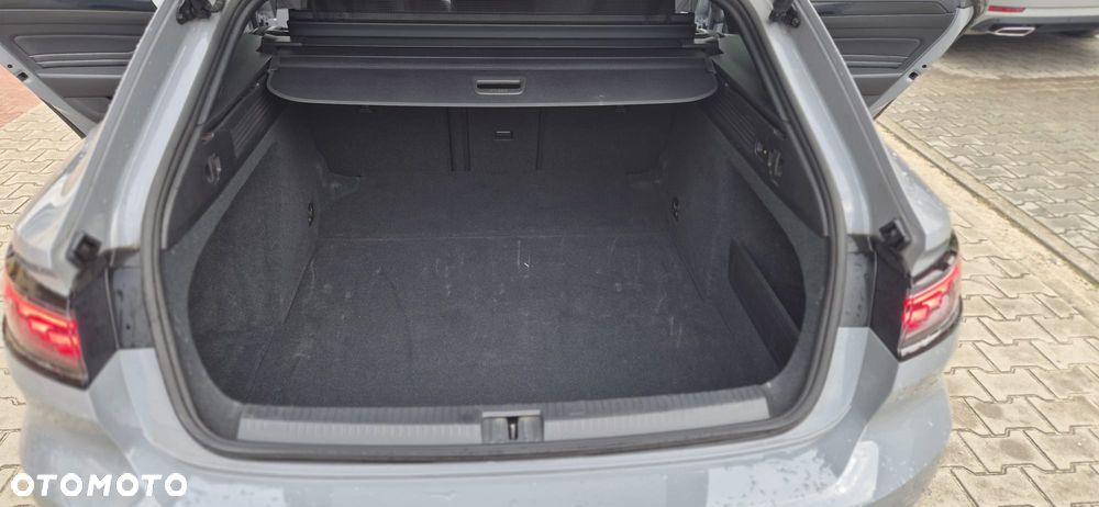 Volkswagen Arteon 2.0 TDI R-Line DSG - 25