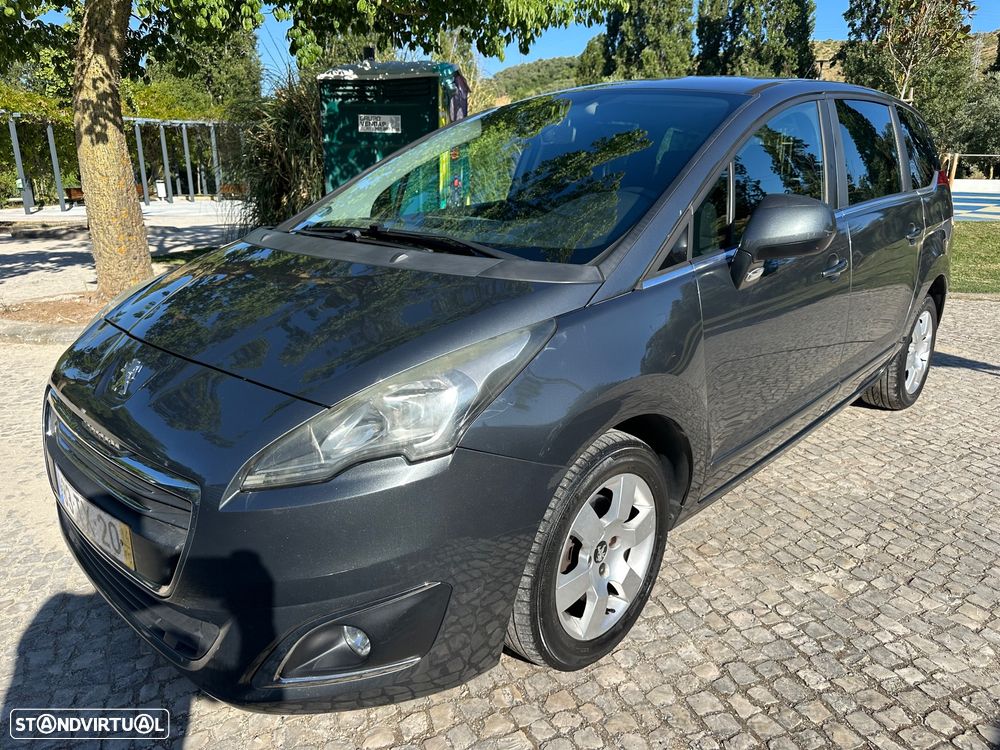 Peugeot 5008 1.6 E-HDi 7L Allure 2-Tronic - 1