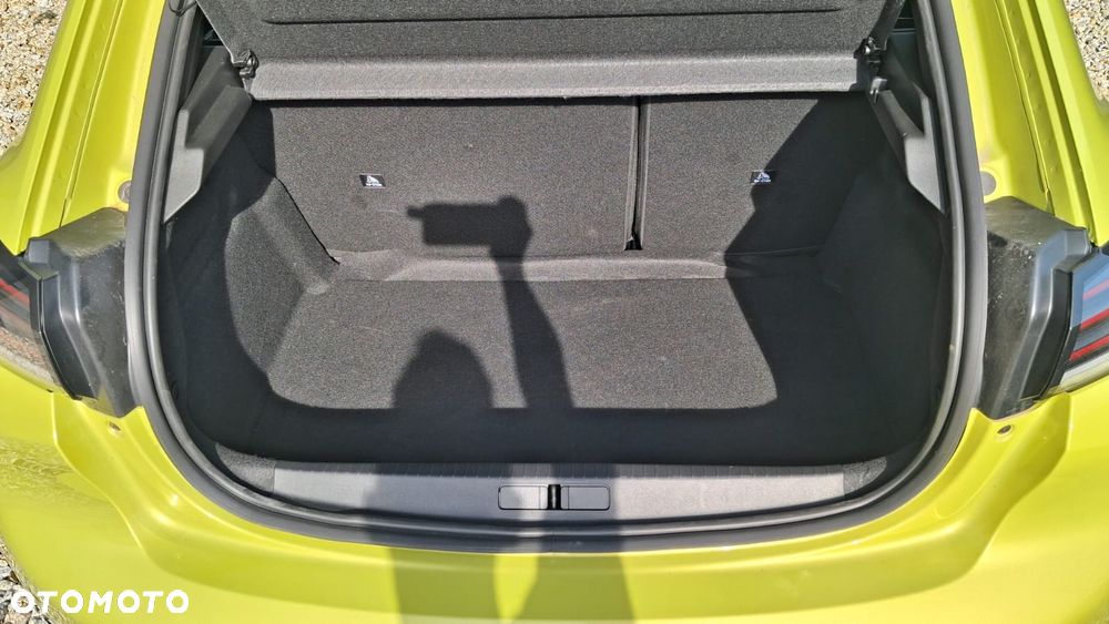 Peugeot 208 1.2 PureTech Business S&S - 10