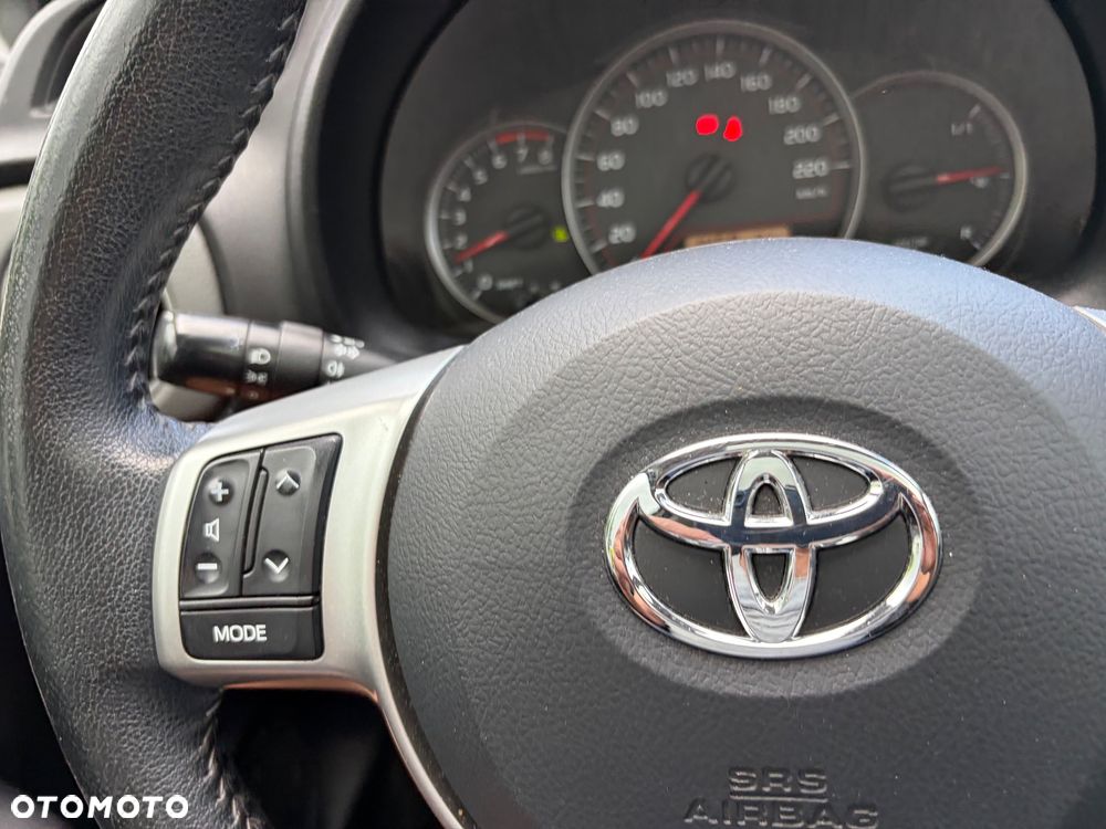 Toyota Yaris 1.33 Selection Passion - 28
