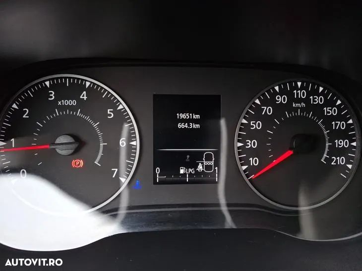 Dacia Duster ECO-G 100 Journey - 11