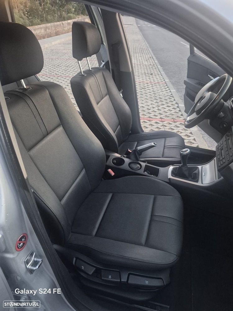BMW X3 2.0 d LifeStyle - 11