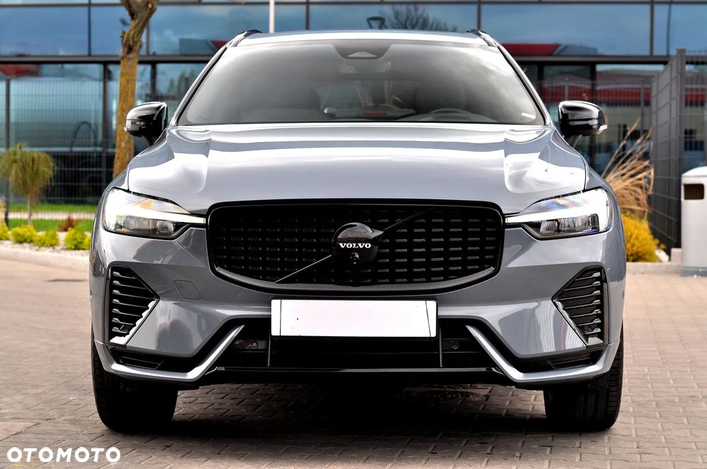 Volvo XC 60 T6 AWD Recharge Geartronic RDesign - 5