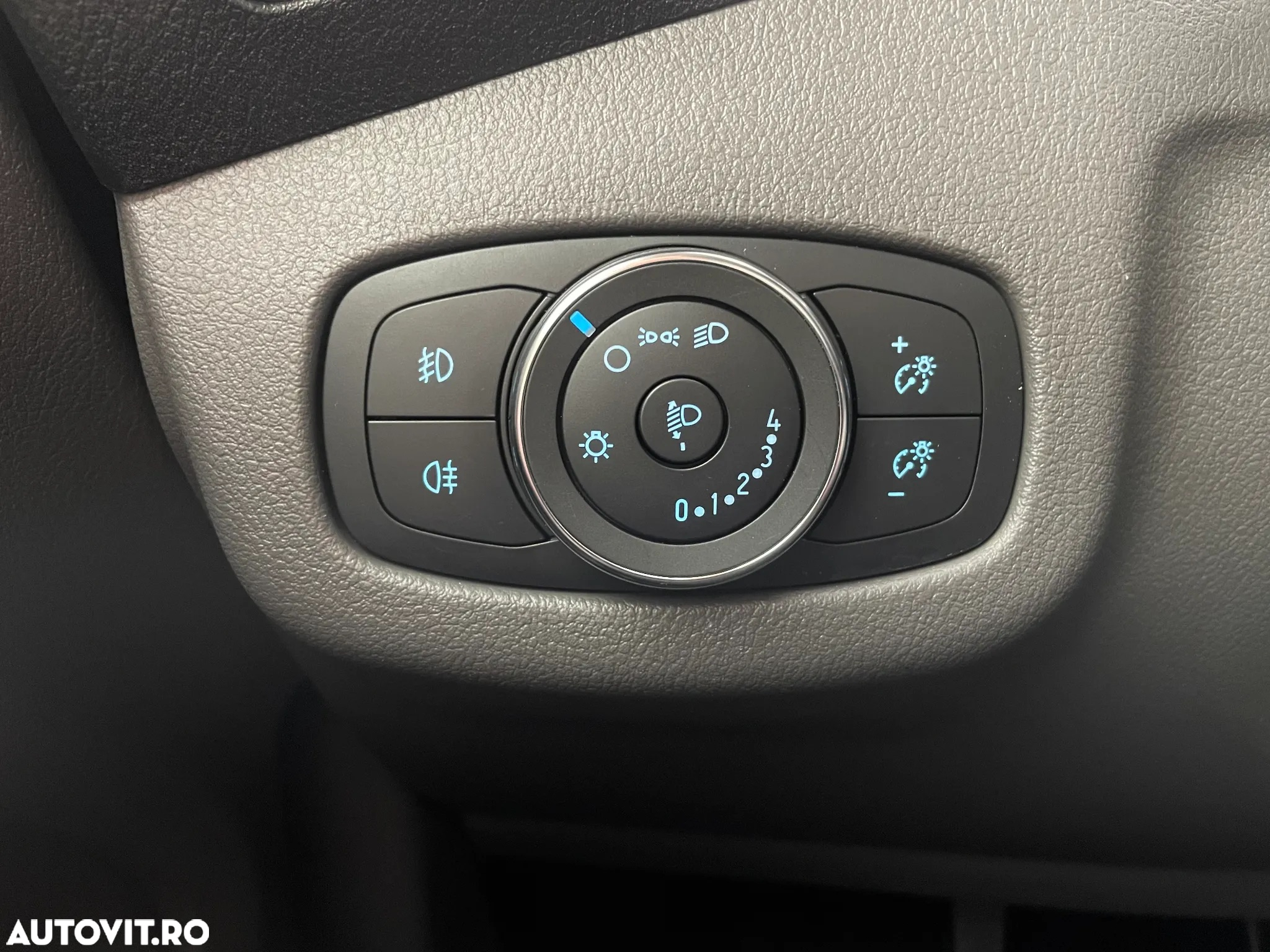 Ford Transit Connect 1.5 EcoBlue 100CP 6MT Kombi L2 Trend - 21