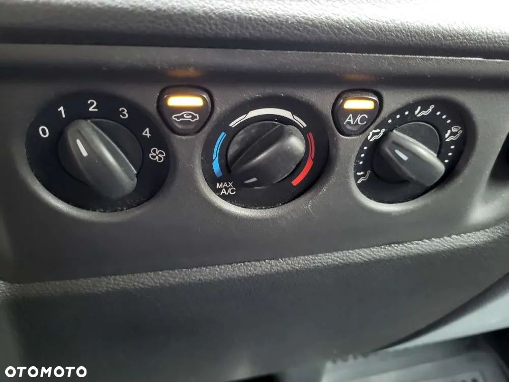 Ford Transit - 5