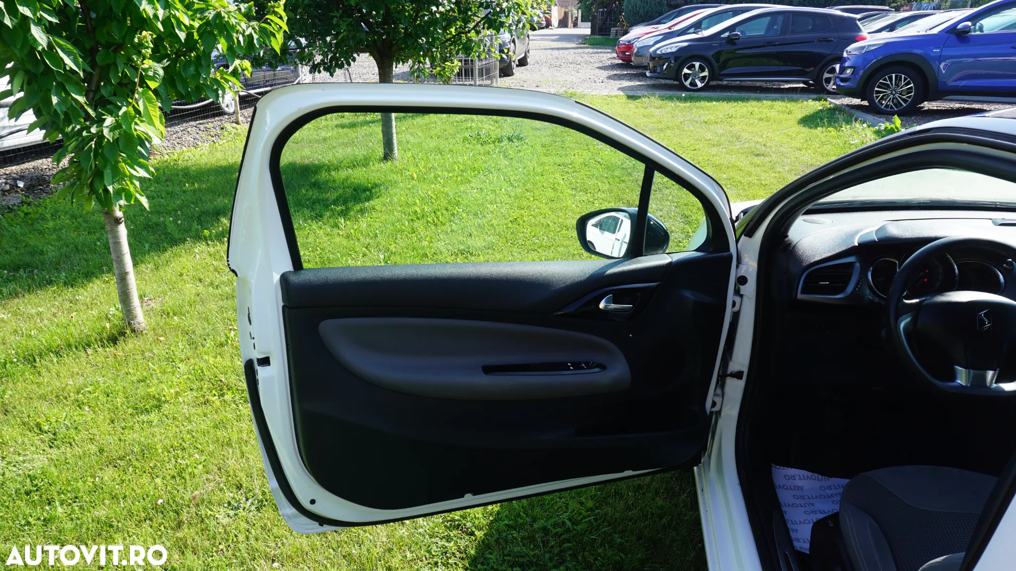 Citroën DS3 BlueHDi 100 So Paris - 7