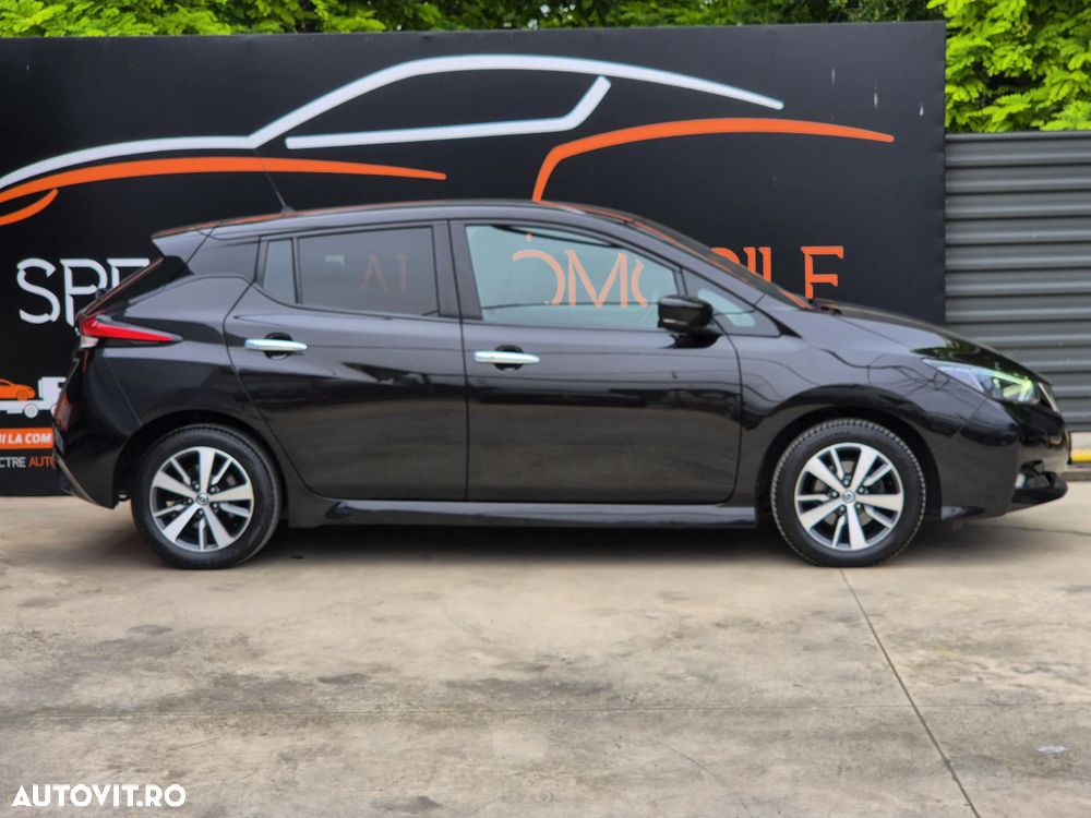 Nissan LEAF 40 kWh N-Connecta - 9