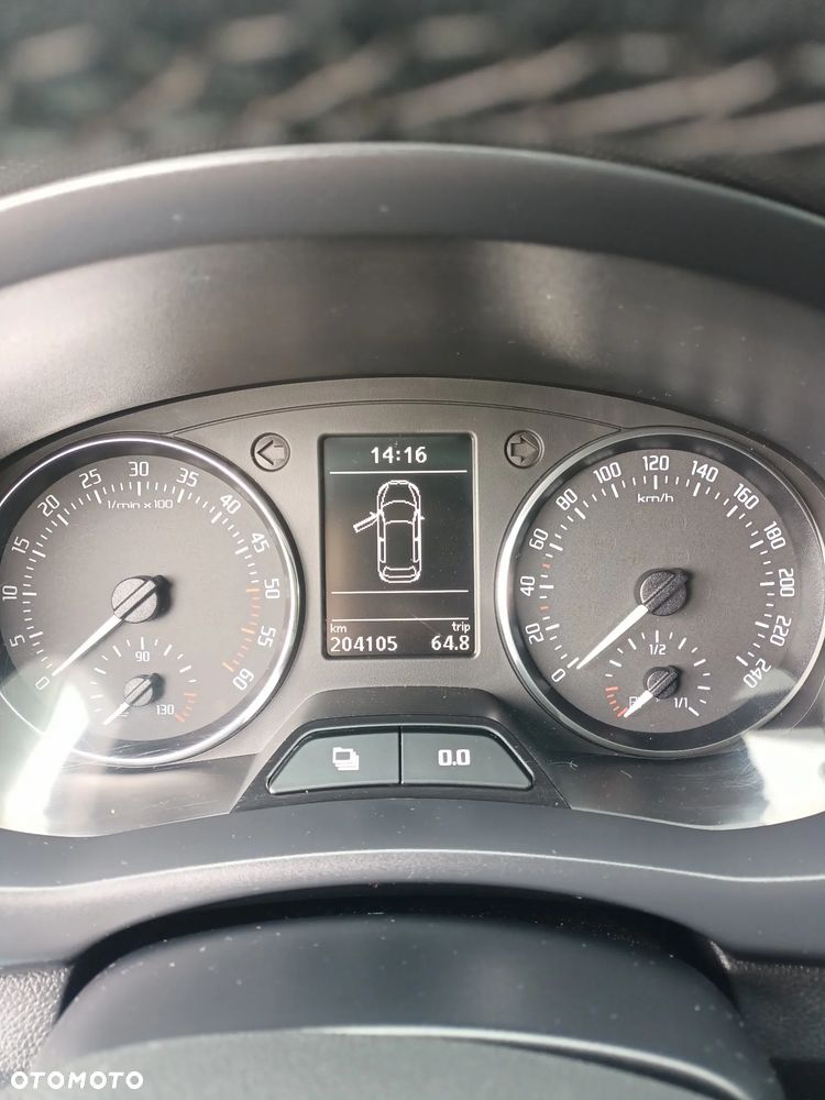 Skoda Fabia 1.6 TDI DPF MONTE CARLO - 8