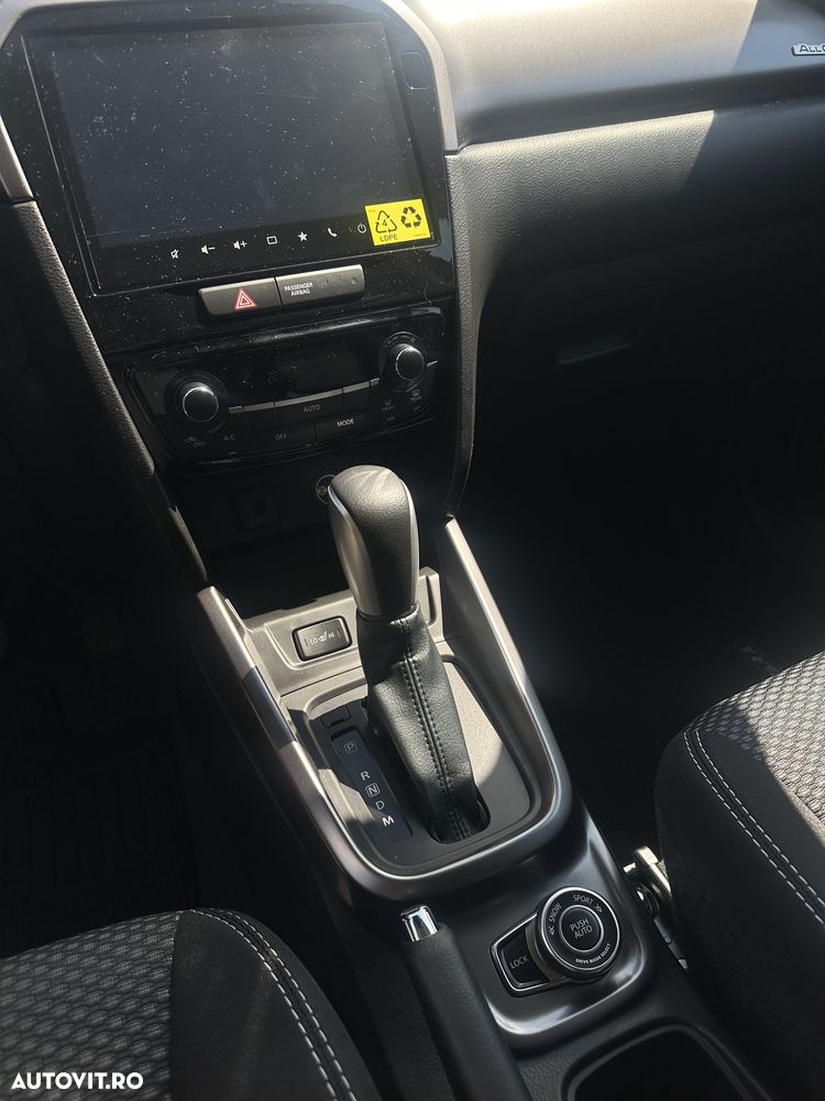 Suzuki Vitara 1.4 Boosterjet 6AT MHEV Passion - 8