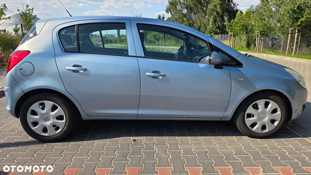 Opel Corsa 1.2 16V - 2