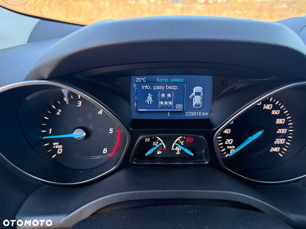 Ford Kuga 2.0 TDCi 2x4 Trend - 12