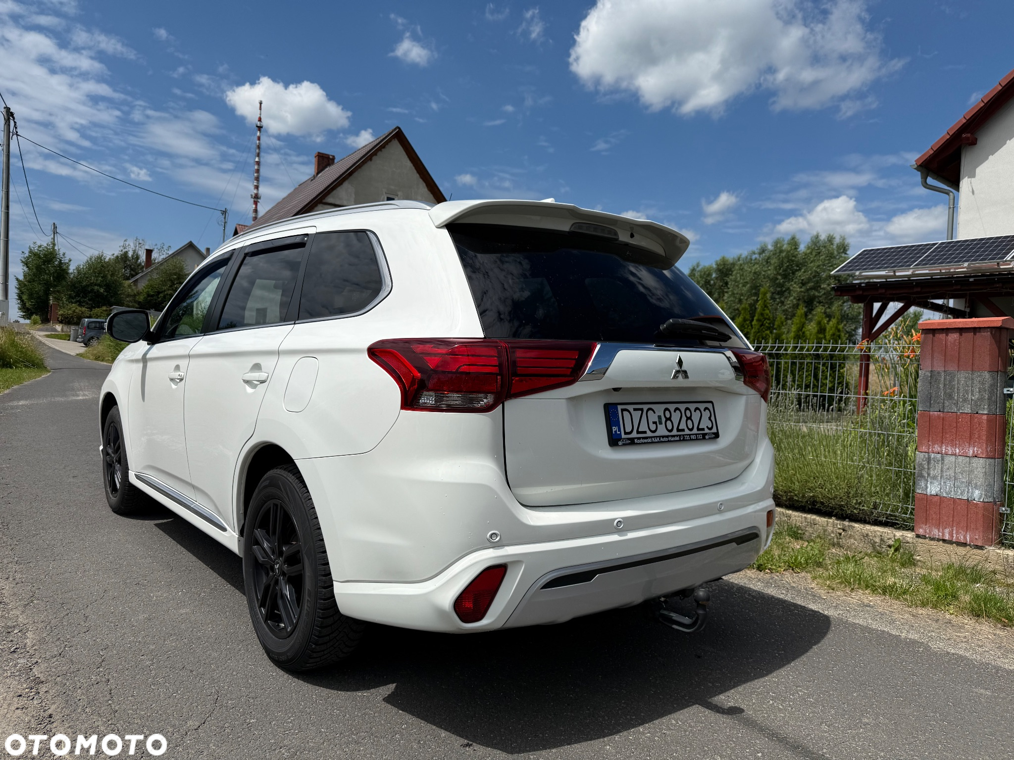 Mitsubishi Outlander 2.4 4WD Plug-In Hybrid Top - 8