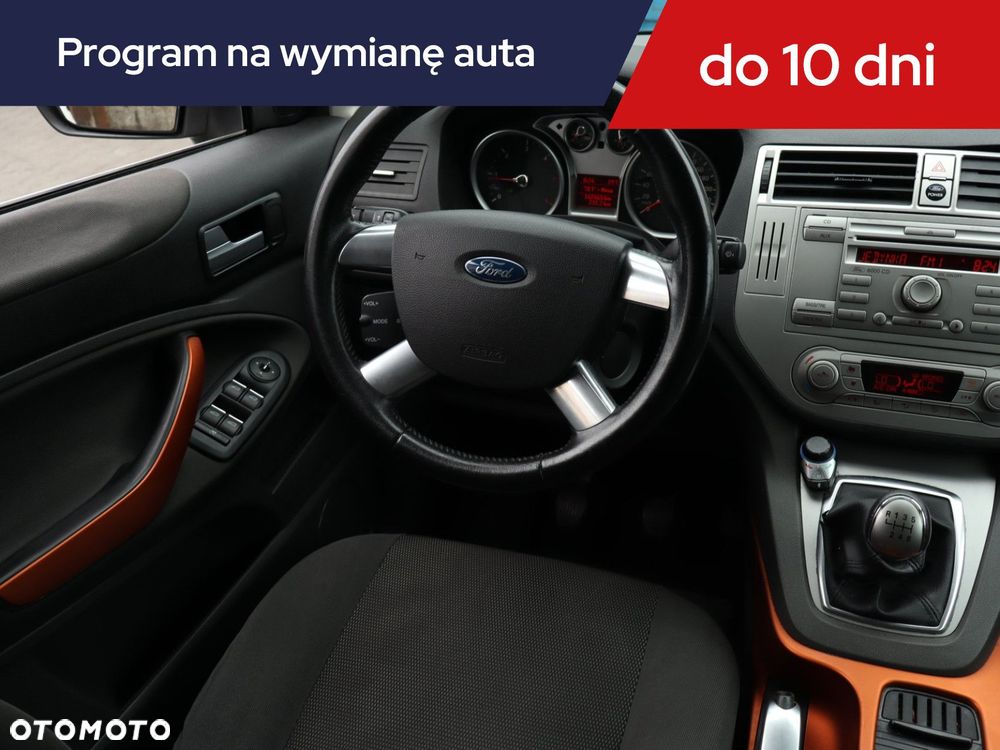 Ford Kuga - 9