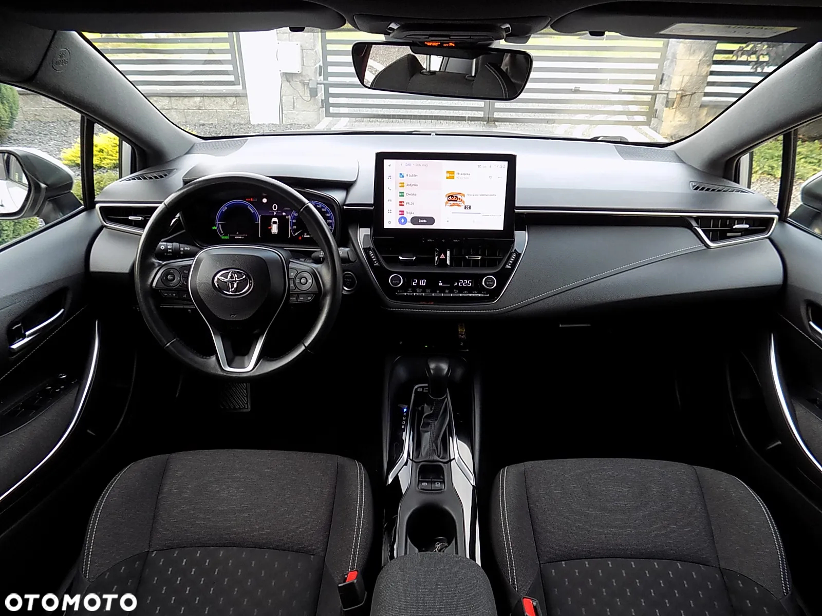 Toyota Corolla - 27