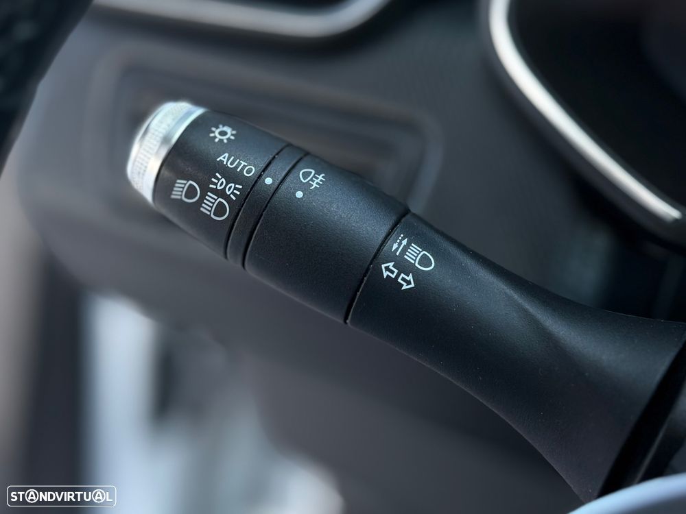 Renault Clio BLUE dCi 100 INTENS - 22