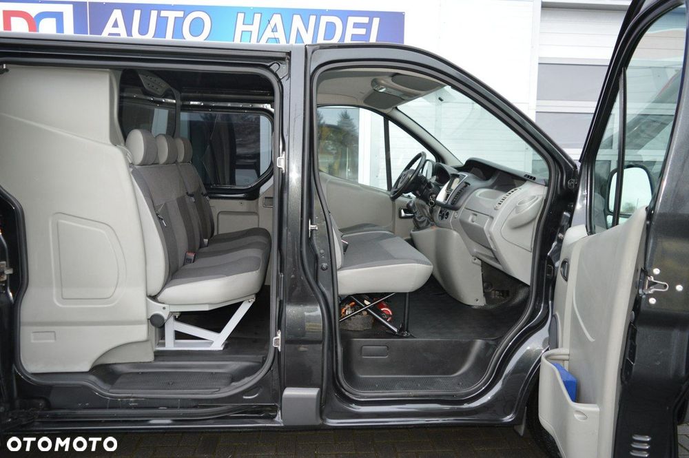 Opel Vivaro - 27