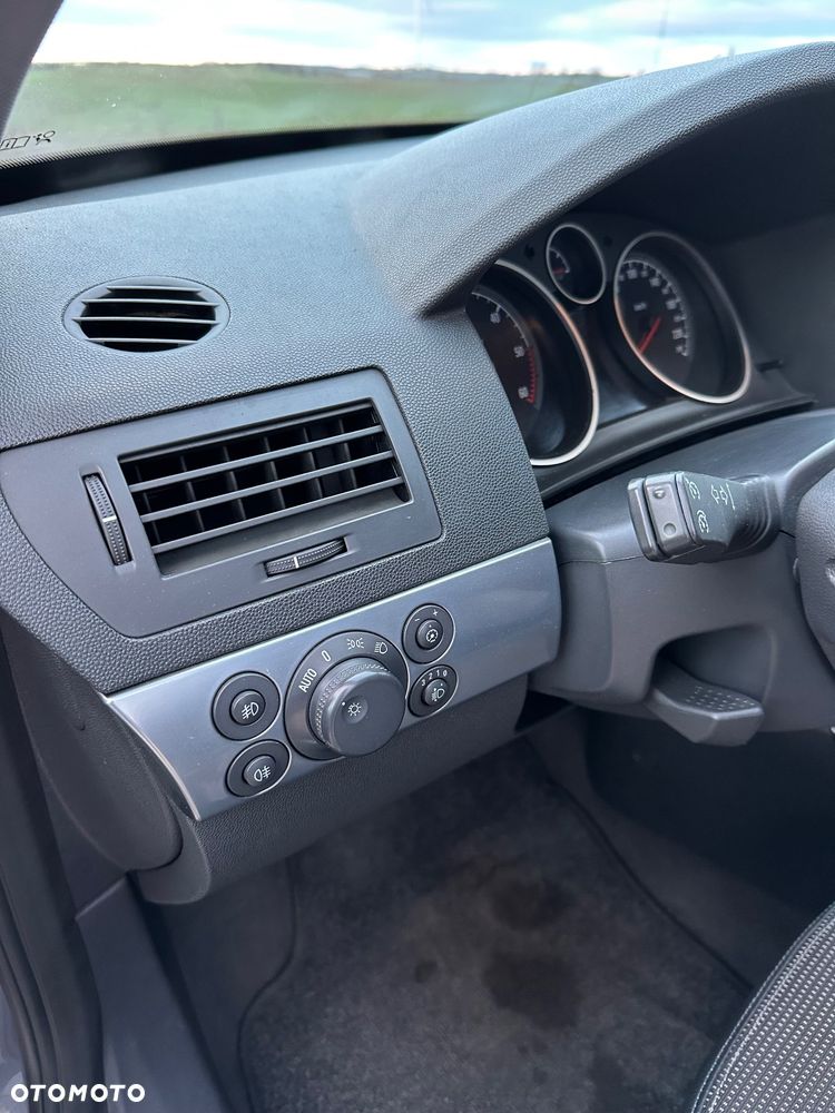 Opel Astra 1.9 CDTI Sport - 9