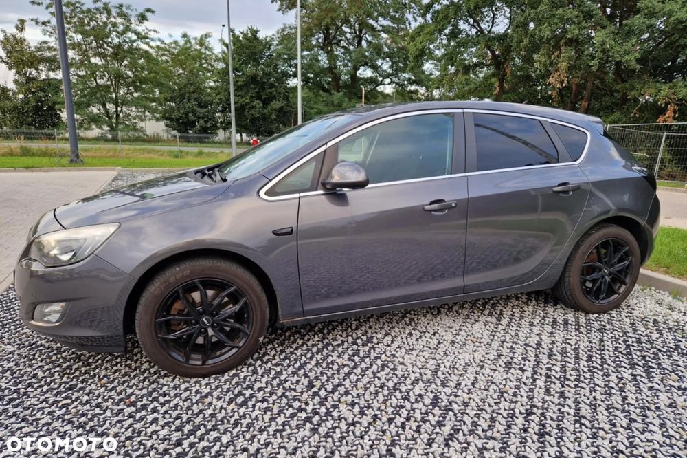 Opel Astra 2.0 CDTI Sport - 2