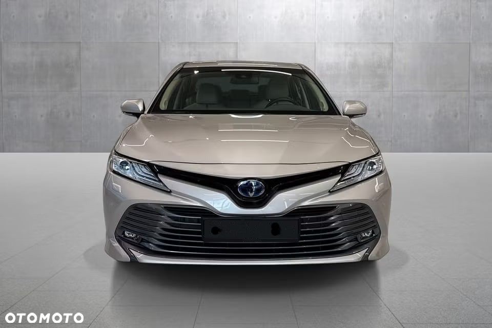 Toyota Camry 2.5 Hybrid Comfort CVT - 2