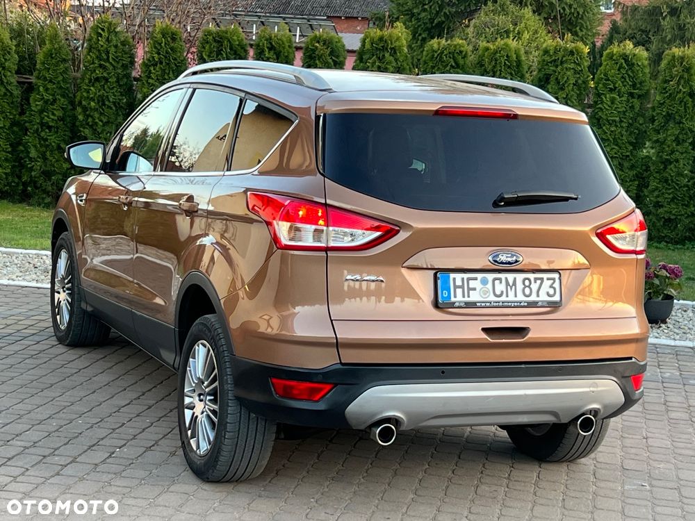 Ford Kuga 2.0 TDCi 2x4 Titanium - 8