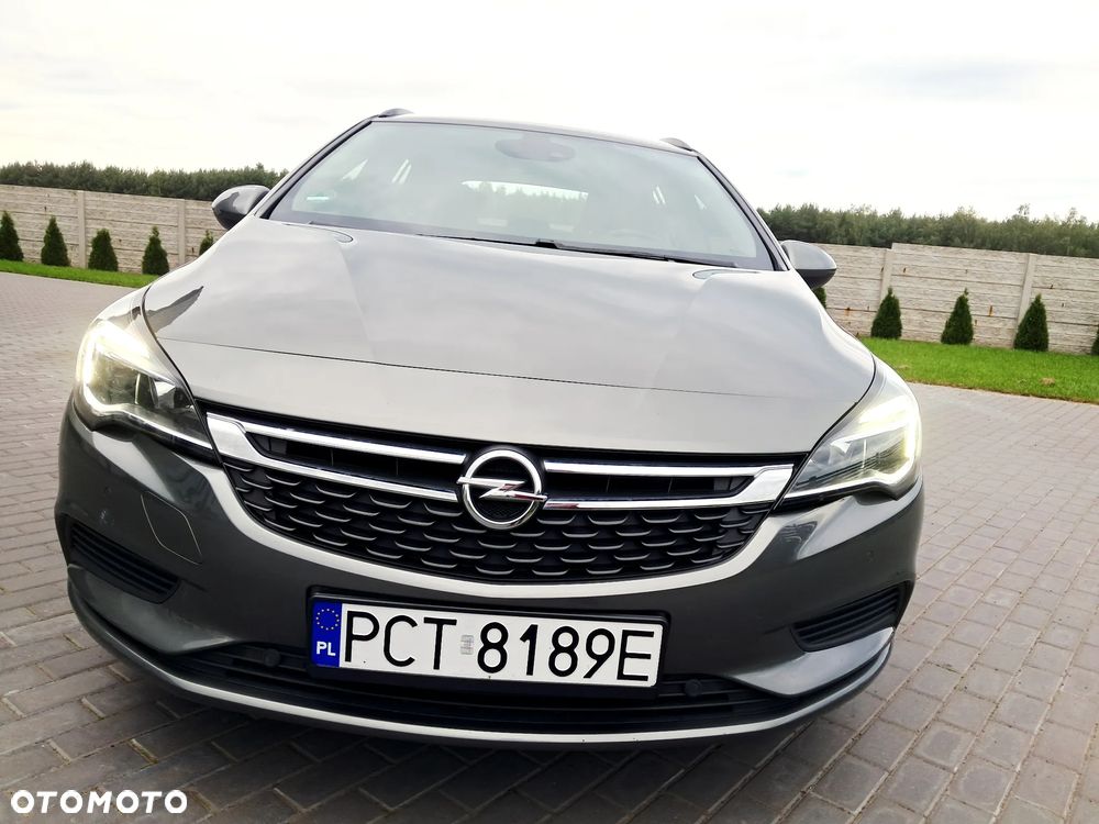 Opel Astra 1.6 CDTI Cosmo - 24