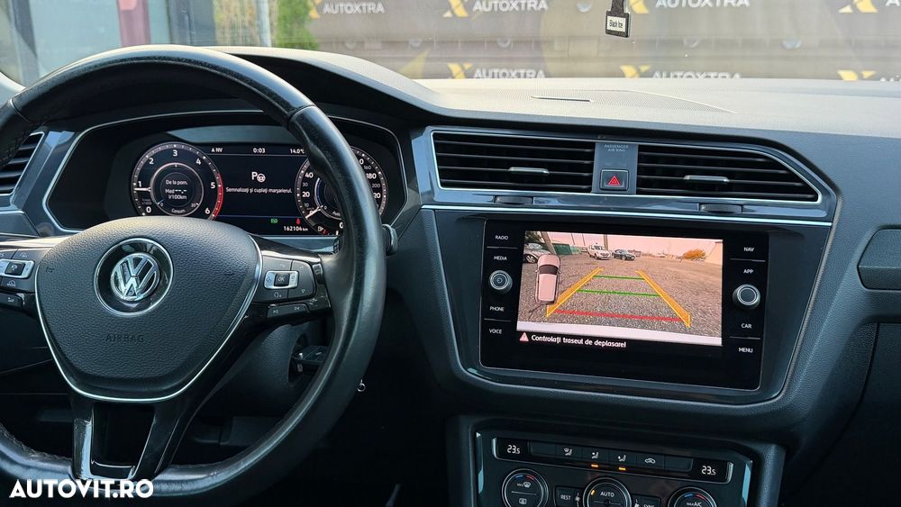 Volkswagen Tiguan - 16