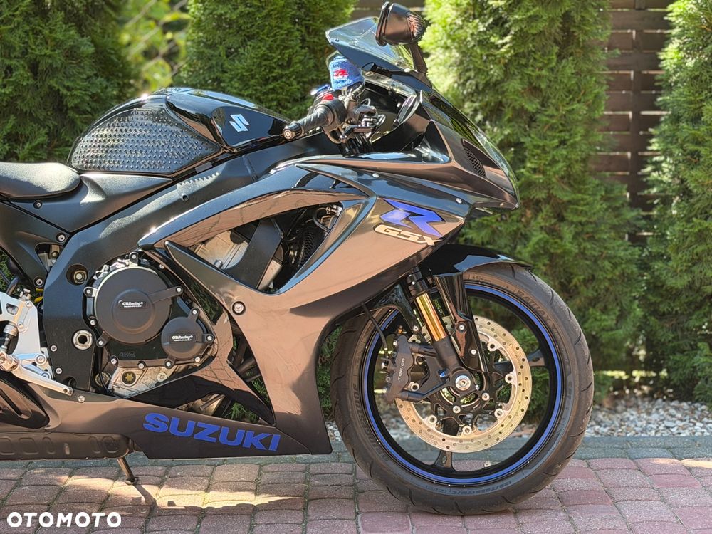 Suzuki GSX-R - 10