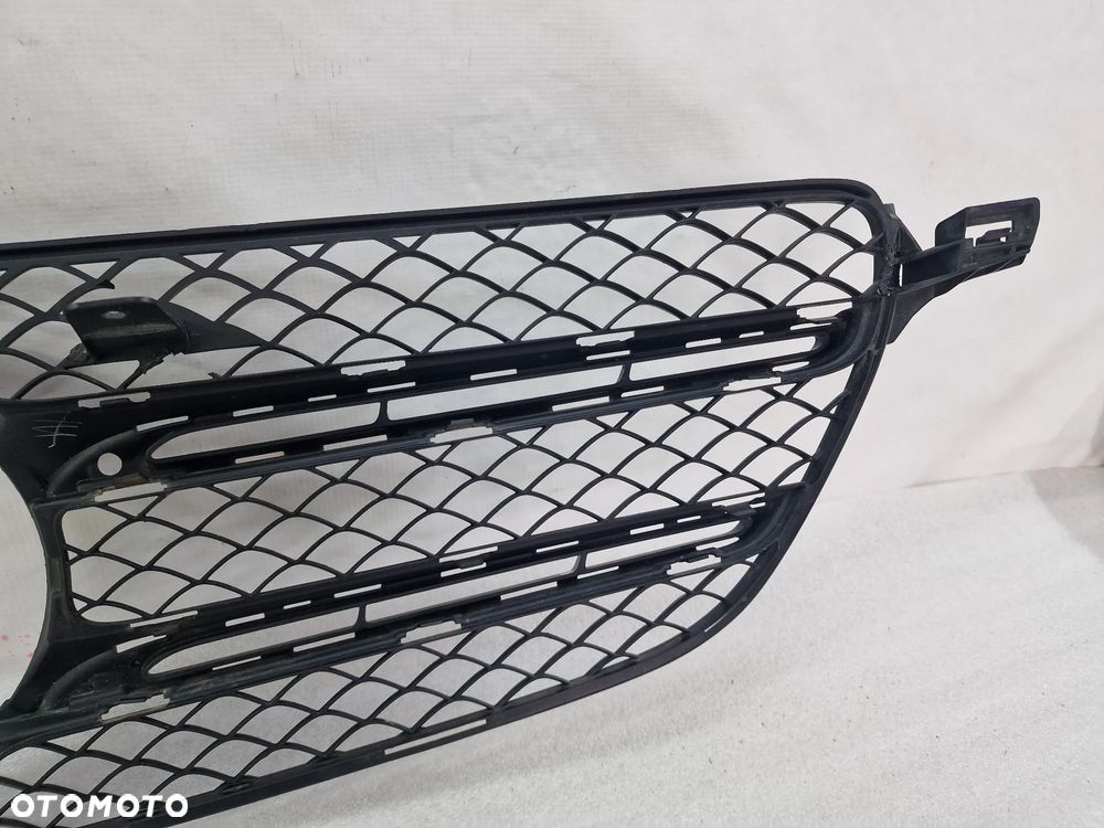 MERCEDES GLE W166 AMG POD KAMERE 15- ATRAPA / GRILL PRZEDNI PRZÓD , NR A1668880260 , NR AUKCJI N799 - 25