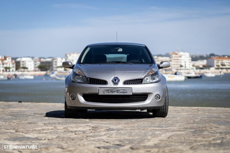 Renault Clio 2.0 16V Sport - 20