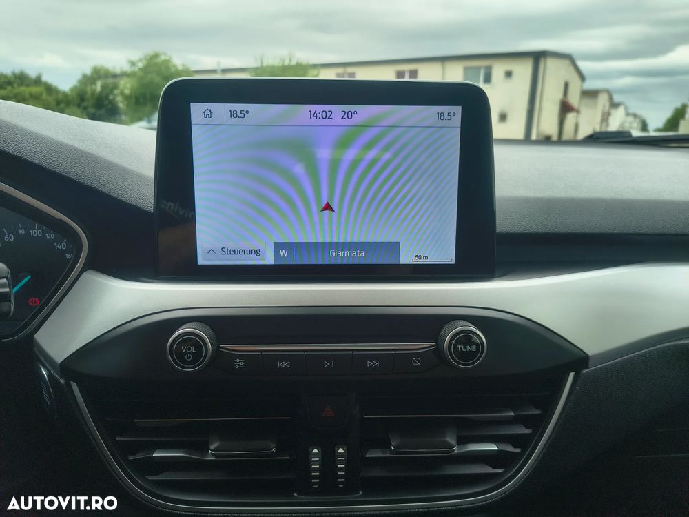 Ford Focus - 12